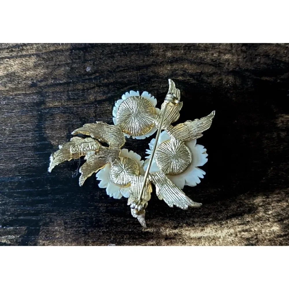 Vintage Ledo Celluloid Rose /Gold Leaf Pin